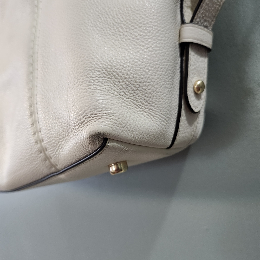 Coach Ivory Leather Tote with Gold Accents - Picture 3 of 15